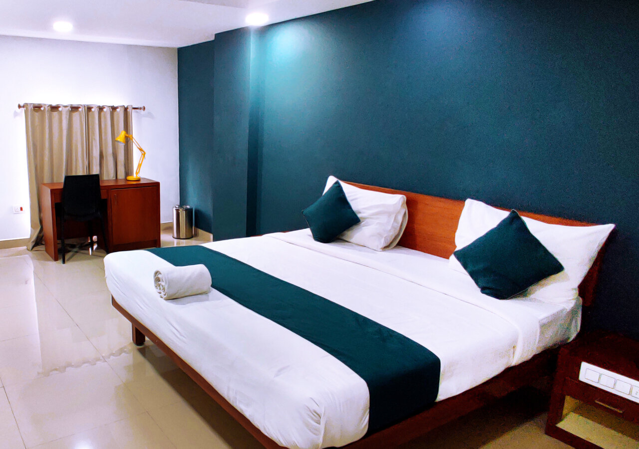 The Reach Hotel — Rooms