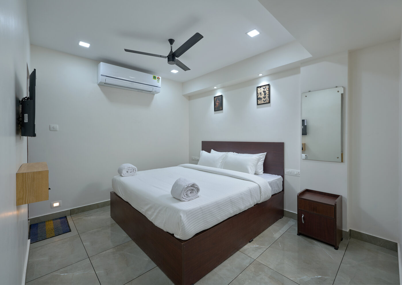 Reach Inn — Rooms